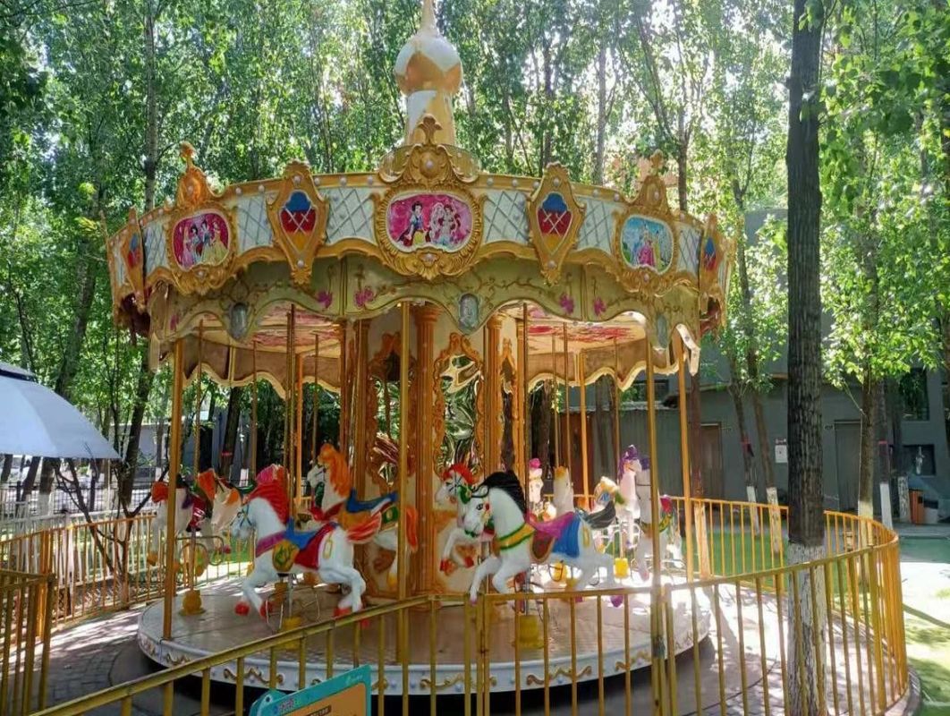 Công viên giải trí sang trọng Carousel Outdoor Park Rides Kids Best 24 Seater Carousel Rides